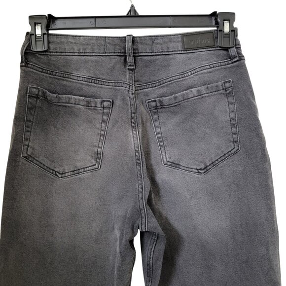 Hollister Size 5S (27) Washed Black Ultra High Rise Mom Jeans, Cutoff Hem - Picture 4 of 13